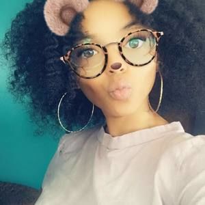 Meet your Posher, Tera